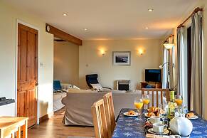 Cottage in Cornwall With Stunning Sea Views