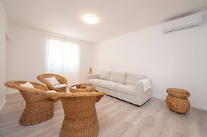 Beachfront apartments Nincevic