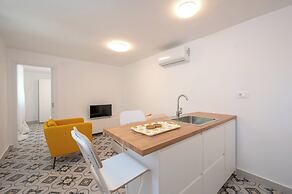 Beachfront apartments Nincevic