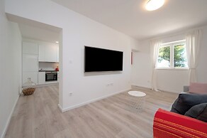 Beachfront apartments Nincevic