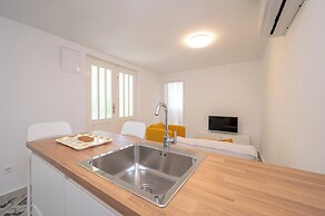 Beachfront apartments Nincevic