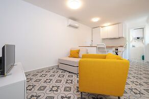 Beachfront apartments Nincevic