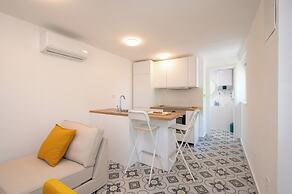 Beachfront apartments Nincevic