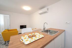 Beachfront apartments Nincevic