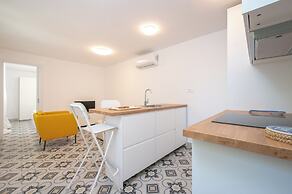 Beachfront apartments Nincevic