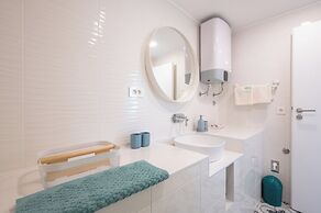 Beachfront apartments Nincevic