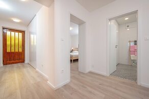 Beachfront apartments Nincevic