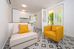 Beachfront apartments Nincevic