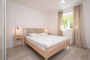 Beachfront apartments Nincevic