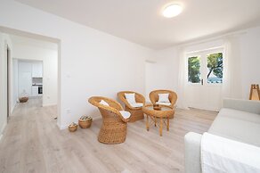 Beachfront apartments Nincevic