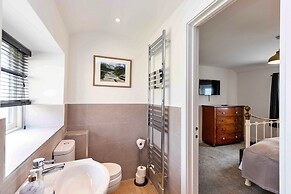 Cottage in Northumberland With Riverside Walks