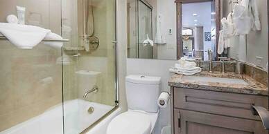 Luxury 3 Bedroom Condo in the Heart of Vail Village