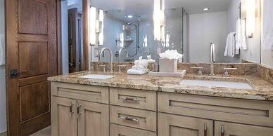 Luxury 3 Bedroom Condo in the Heart of Vail Village