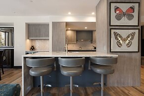 Luxury 3 Bedroom Condo in the Heart of Beaver Creek Village With Heate