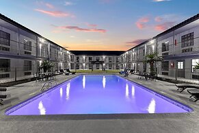 Days Inn By Wyndham San Antonio Near Lackland Afb