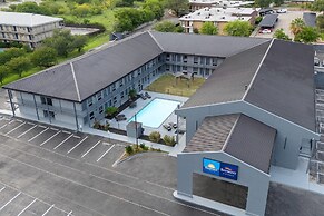 Days Inn By Wyndham San Antonio Near Lackland Afb