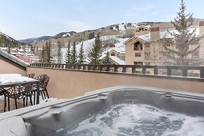 Chic 3 Bedroom Beaver Creek Lodge Residence