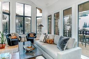 Gorgeous 4 Bedroom Ski In/out Condo in Beaver Creek Village