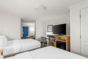 Spark by Hilton Cincinnati Fairfield