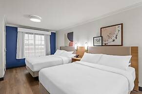 Spark by Hilton Cincinnati Fairfield