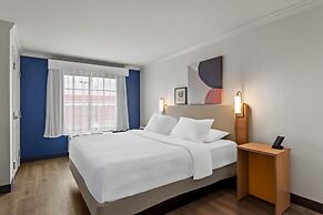 Spark by Hilton Cincinnati Fairfield