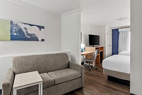 Spark by Hilton Cincinnati Fairfield
