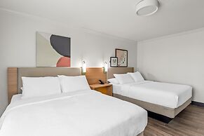 Spark by Hilton Cincinnati Fairfield