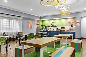 Spark by Hilton Cincinnati Fairfield