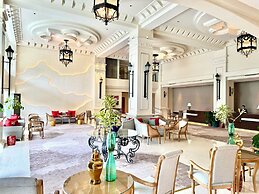Vermillion Hotel