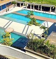 Vermillion Hotel