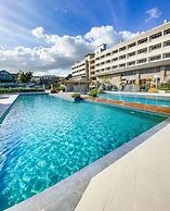Vermillion Hotel