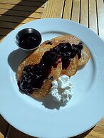 Pikes Peak Paradise Bed and Breakfast