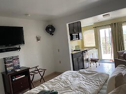 Pikes Peak Paradise Bed and Breakfast