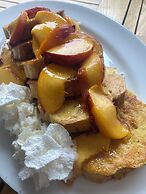 Pikes Peak Paradise Bed and Breakfast