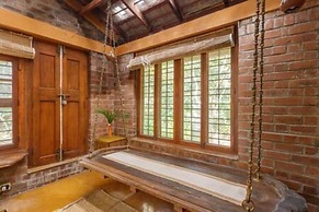 Kerala Style Villa by Stayjade | AC | 4bhk | fishpond