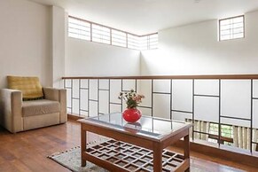 Kerala Style Villa by Stayjade | AC | 4bhk | fishpond