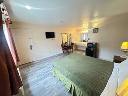 ROYAL INN