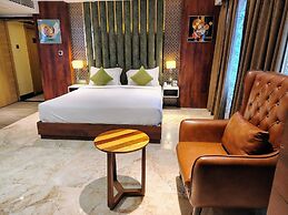 Luxus Inn Hotel