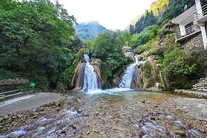 Kempty Lake Adventure Resort