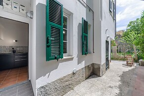 Yard Apartment Vernazza