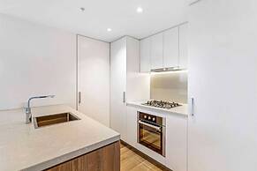 Top Floor Luxury Apartment Rooftop Pool CBD