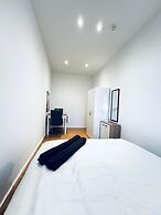 Lovely 4BR Apt Near Kaufpark Alterlaa