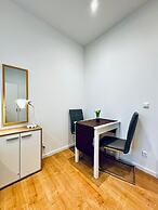 Lovely 4BR Apt Near Kaufpark Alterlaa