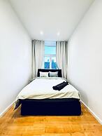 Lovely 4BR Apt Near Kaufpark Alterlaa