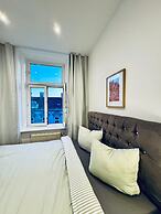 Lovely 4BR Apt Near Kaufpark Alterlaa