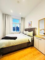 Lovely 4BR Apt Near Kaufpark Alterlaa