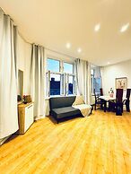 Lovely 4BR Apt Near Kaufpark Alterlaa