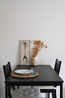 Cozy Studio Apt with Perfect Location