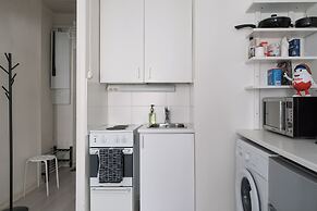 Cozy Studio Apt with Perfect Location