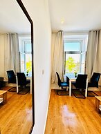 Cozy 3BR Apt Near Kaufpark Alterlaa